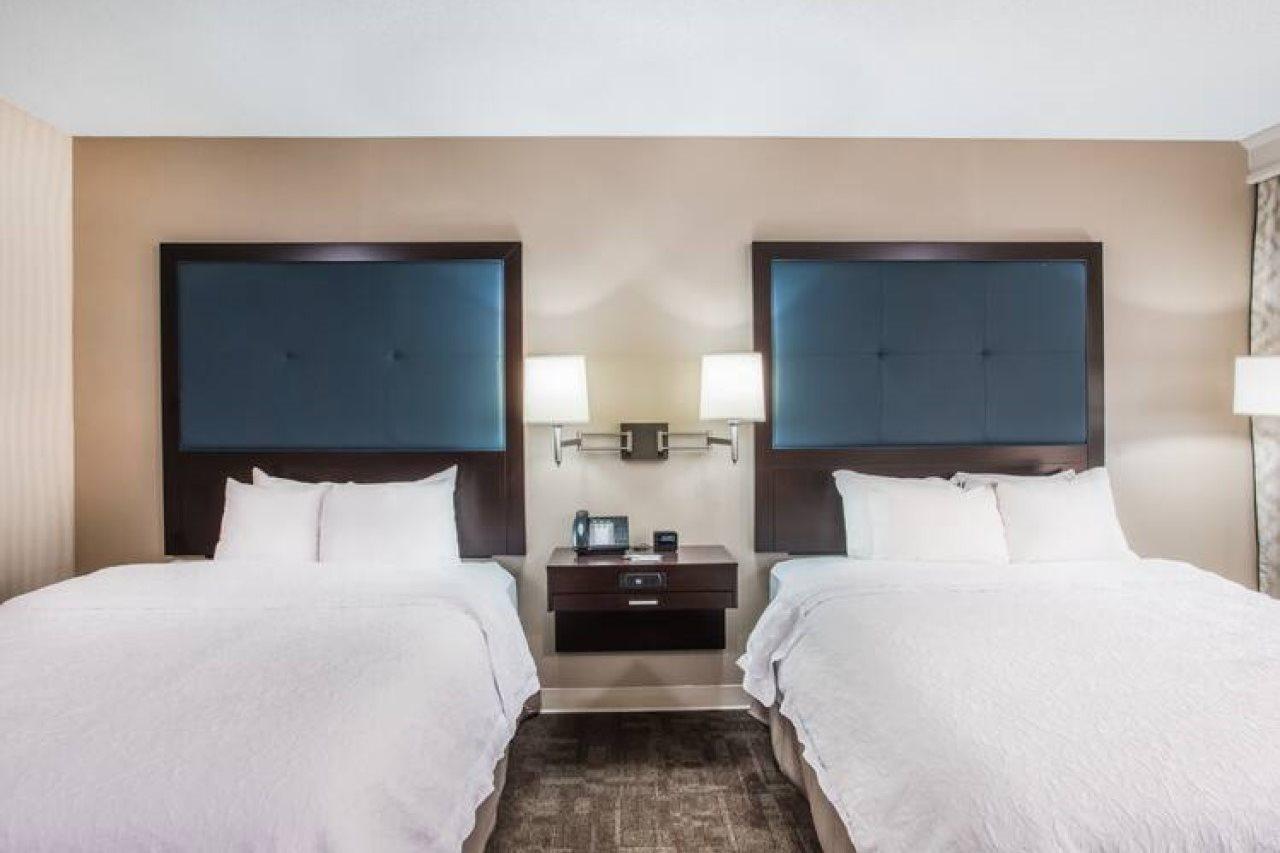 Hampton Inn Cleveland-Airport/Tiedeman Road Brooklyn Esterno foto