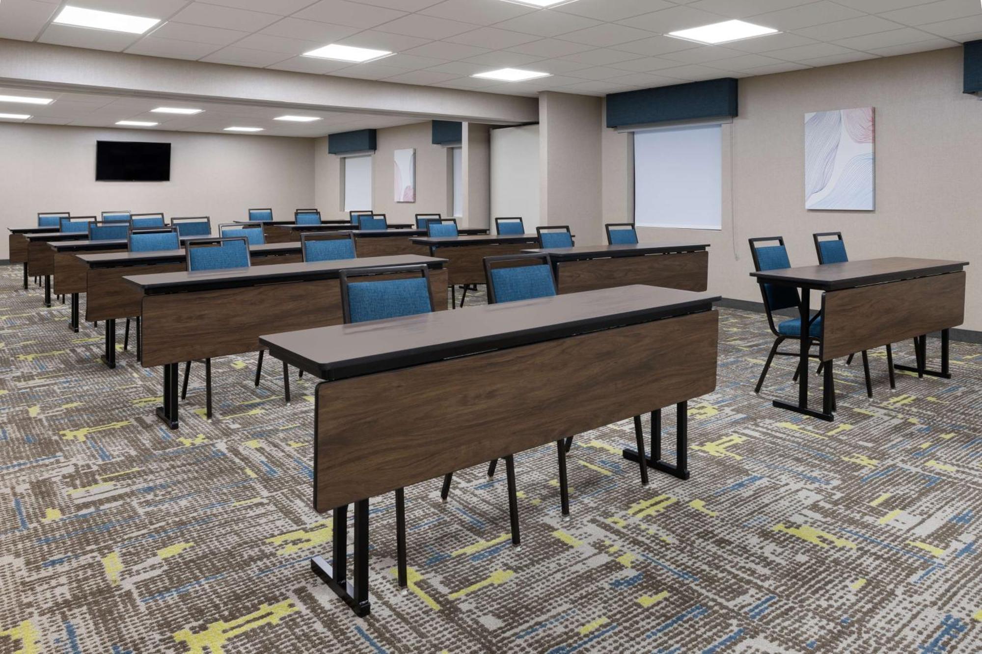Hampton Inn Cleveland-Airport/Tiedeman Road Brooklyn Esterno foto