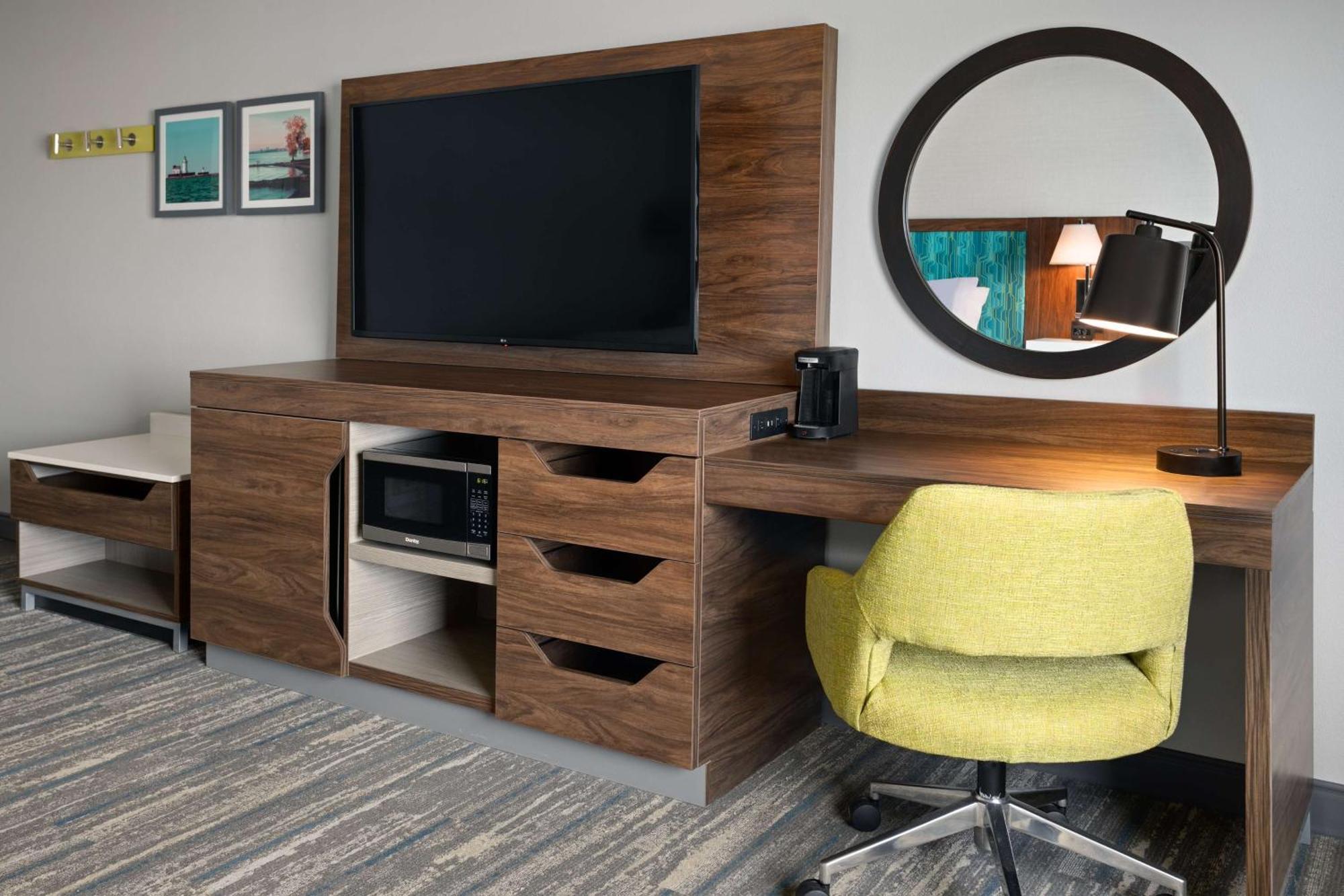 Hampton Inn Cleveland-Airport/Tiedeman Road Brooklyn Esterno foto