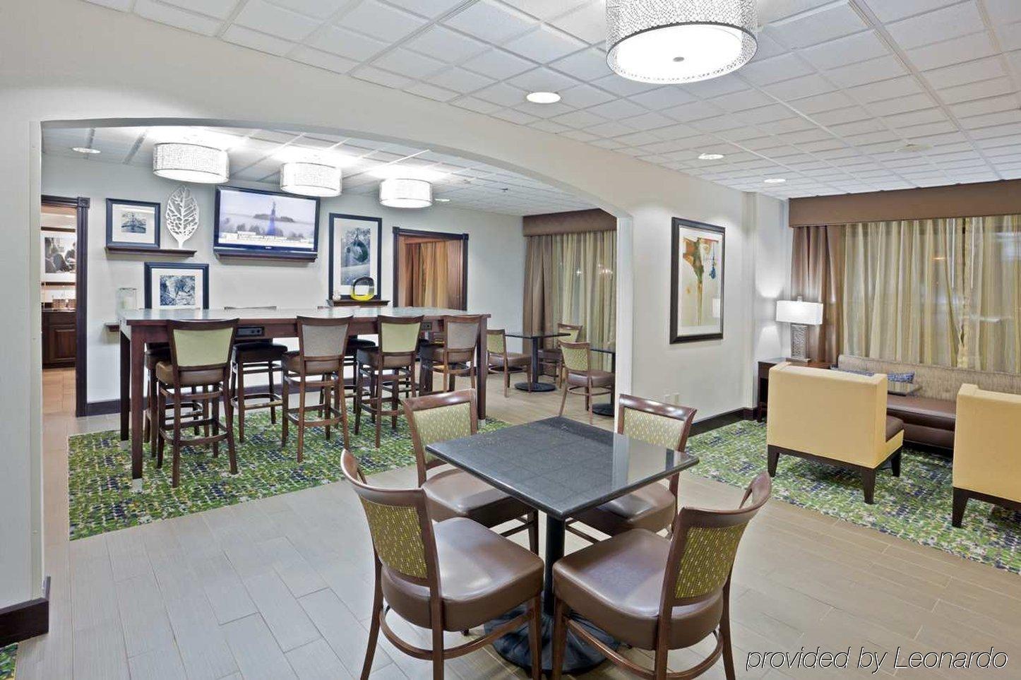 Hampton Inn Cleveland-Airport/Tiedeman Road Brooklyn Ristorante foto