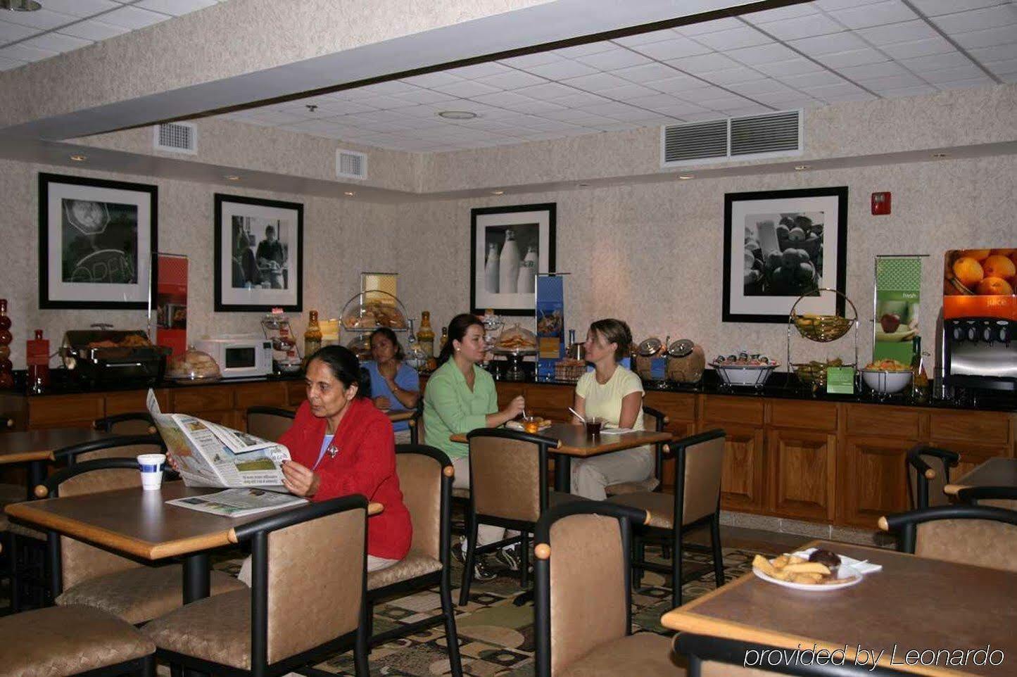 Hampton Inn Cleveland-Airport/Tiedeman Road Brooklyn Esterno foto